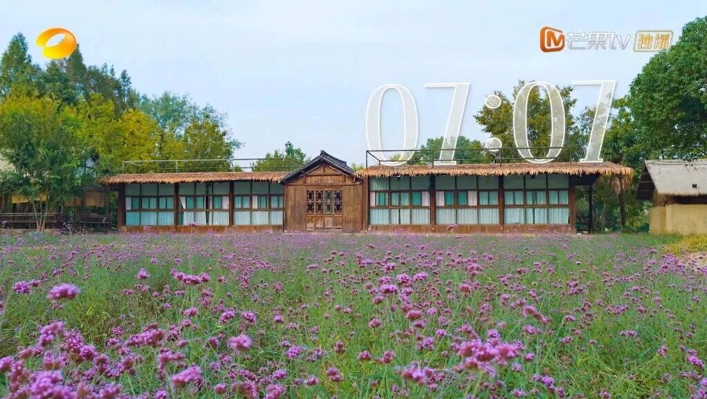 1763859146880880.jpg 56f14091d18cab941b48493407e49008.jpg