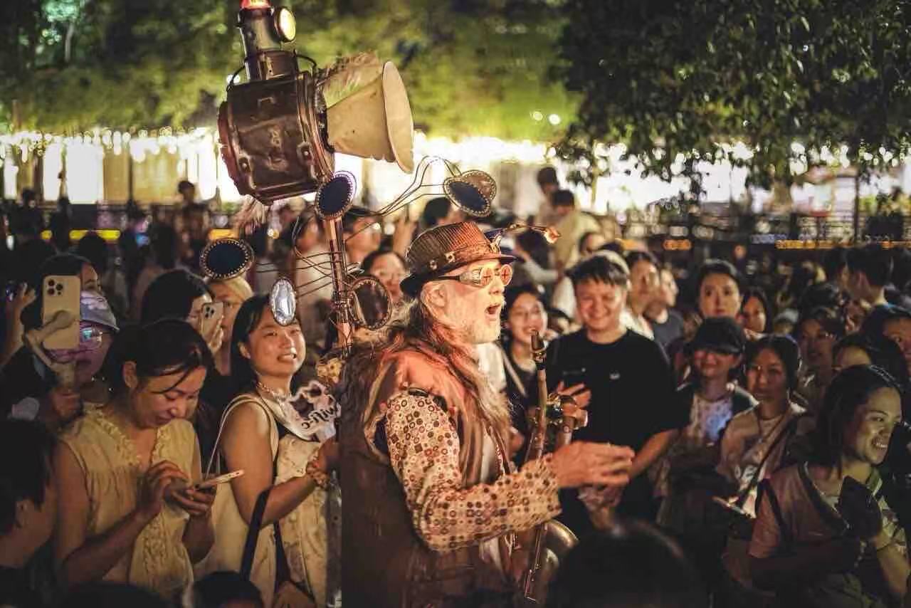 1764991580416645.jpg 42a82bb28f7dd997b155f5ca71957143.jpg